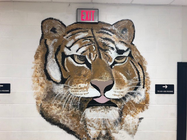  tiger wall
